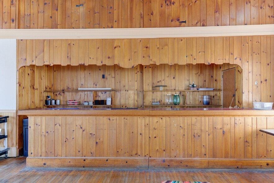 More Photos Of 28 E Main St, Johnstown General Retail For Sale