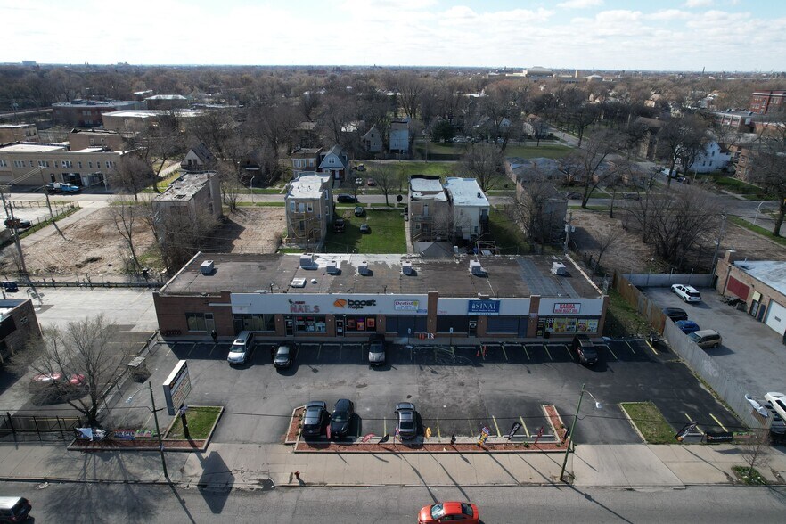 More Photos Of 6230 S Ashland Ave, Chicago General Retail For Lease
