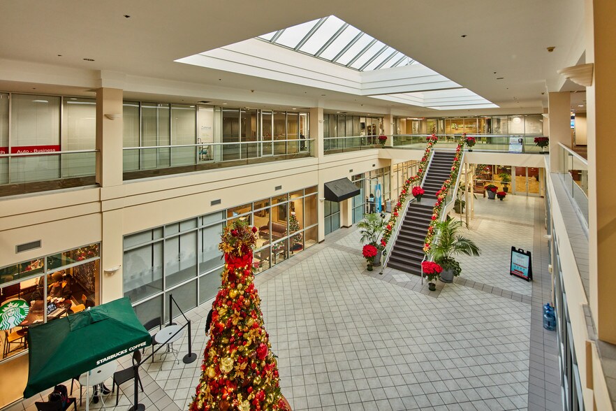 More Photos Of 6115 Camp Bowie Blvd, Fort Worth General Retail For Lease