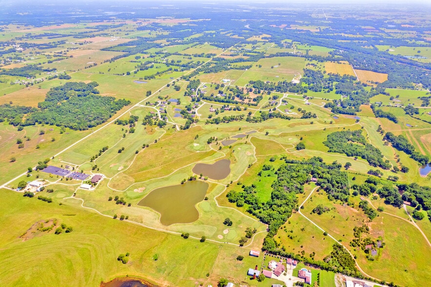 More Photos Of 10301 S 600 Rd, Miami Golf Course Driving Range For Sale