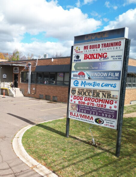 More Photos Of 607 St. George Blvd, Moncton Office For Sale