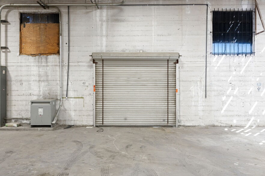 More Photos Of 205 N Park Ave, Pomona Warehouse For Lease