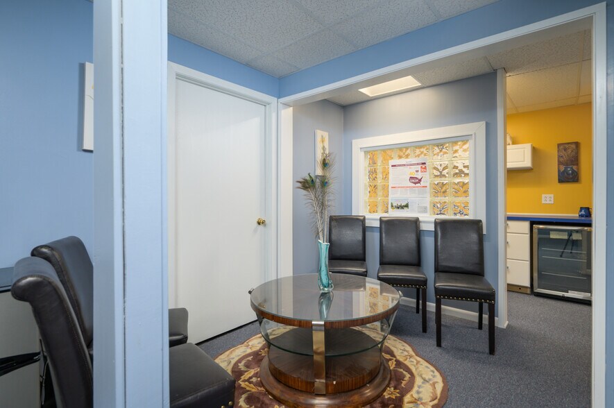 More Photos Of 755 Boardman Canfield Rd, Boardman Medical For Lease