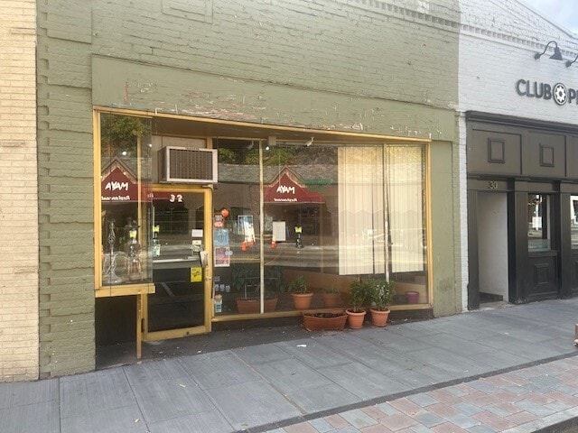 Primary Photo Of 24-32 E Main St, Mount Kisco Storefront For Lease