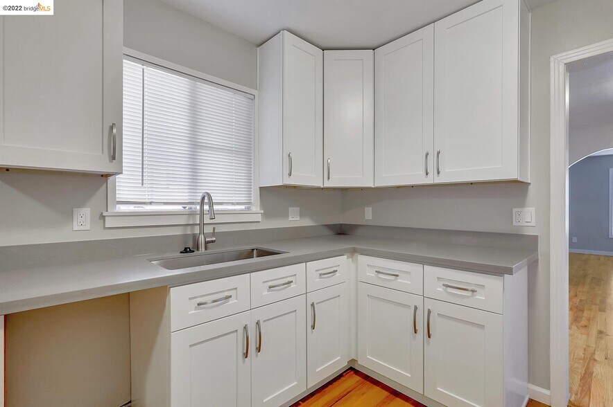 More Photos Of 2118 California St, Berkeley Apartments For Sale