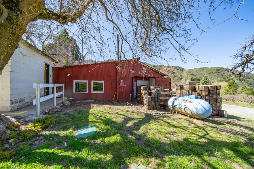 More Photos Of 39285 Snowline Circle, Oak Glen Specialty For Sale