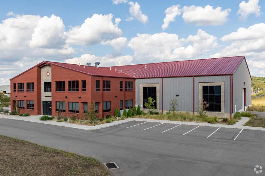 Primary Photo Of 180 Bet Tech Dr, Aliquippa Industrial For Lease