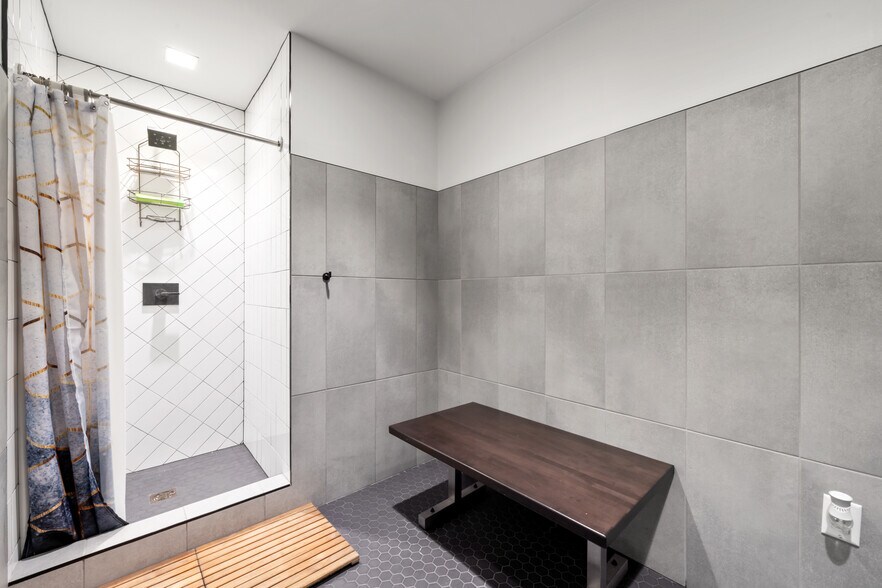 More Photos Of 7620 Guadalupe St, Austin Office For Lease
