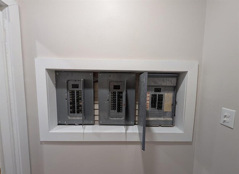 More Photos Of 1611 W Barker Ave, Peoria Multifamily For Sale