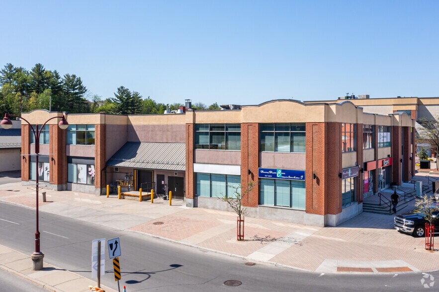 More Photos Of 250 Centrum Blvd, Ottawa Unknown For Lease