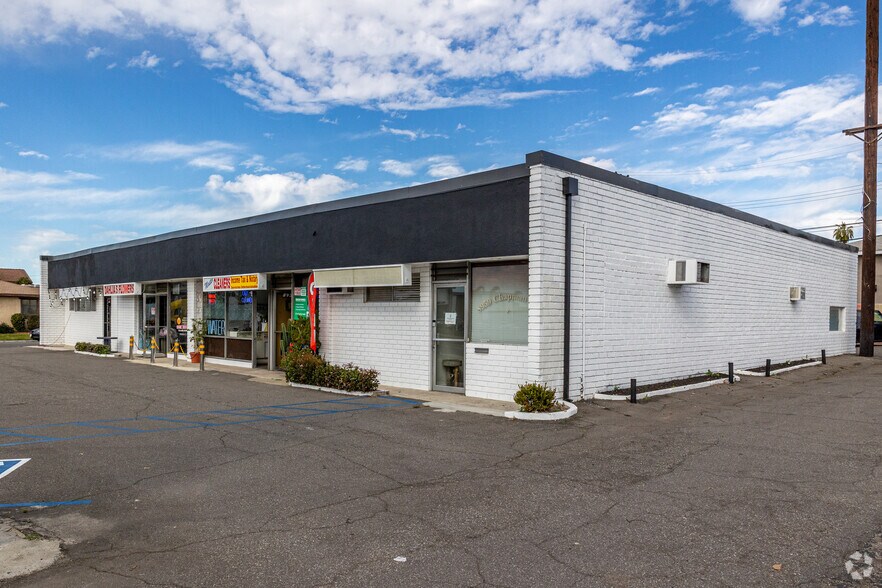 Primary Photo Of 8951-8959 Chapman Ave, Garden Grove Storefront Retail Office For Sale