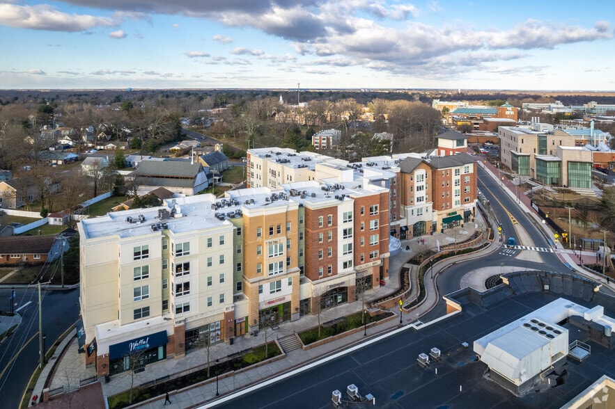 More Photos Of 300-330 Rowan Blvd, Glassboro Dormitory For Lease