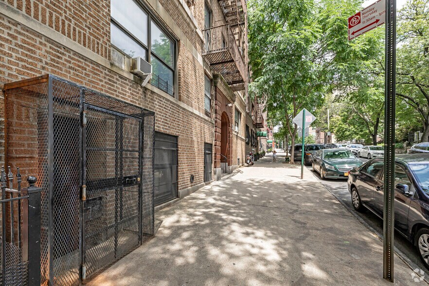 More Photos Of 3207 Hull Ave, Bronx Apartments For Sale