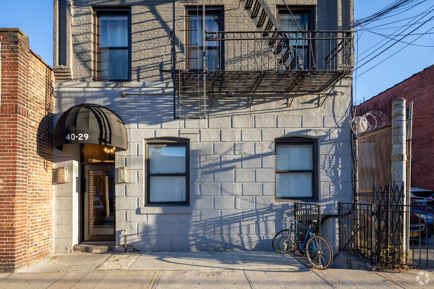 More Photos Of 4029 23rd St, Long Island City Multifamily For Sale