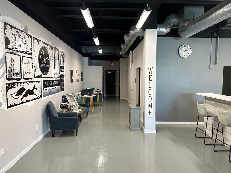 More Photos Of 303 N 2nd St, St Charles Office For Lease