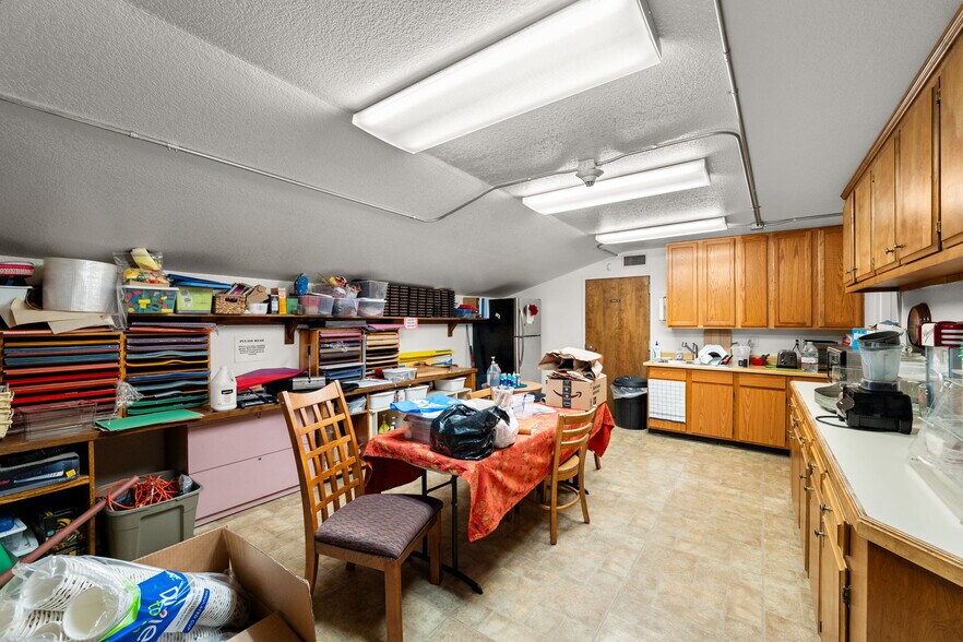 More Photos Of 9944 Highland Ave, Rancho Cucamonga Religious Facility For Lease