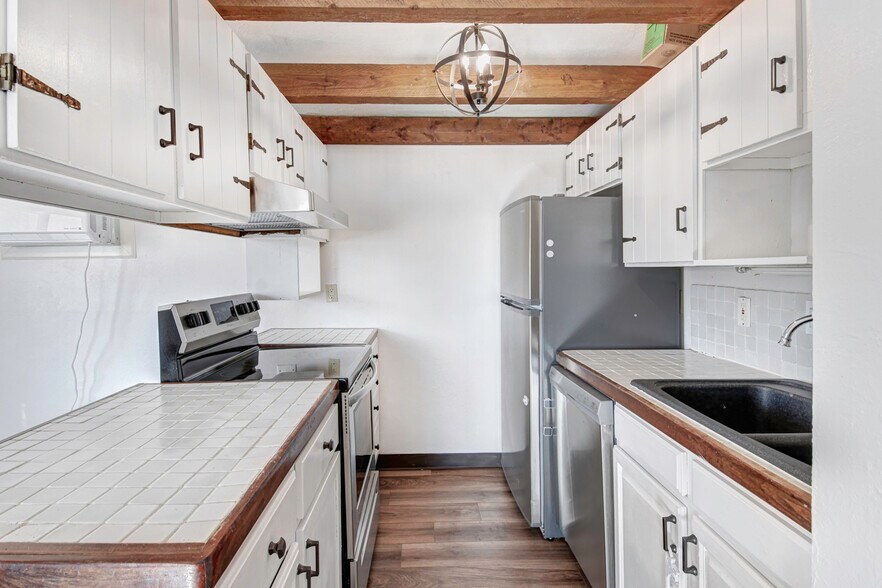 More Photos Of 1618 Donovan Pl, Longmont Multifamily For Sale