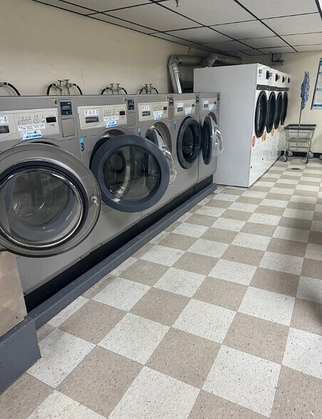 More Photos Of 141-25 Northern Blvd, Flushing Apartments For Lease
