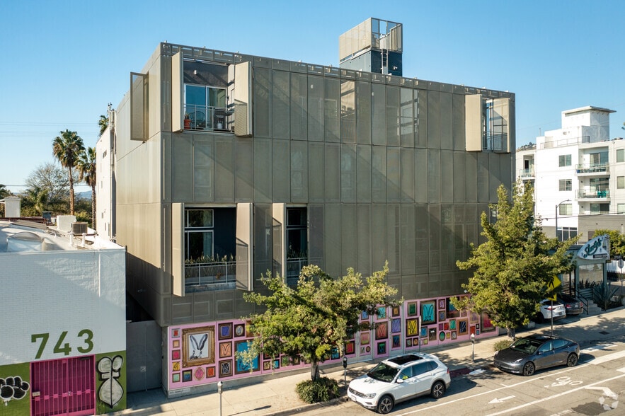 More Photos Of 751 N Fairfax Ave, West Hollywood Loft Creative Space For Sale