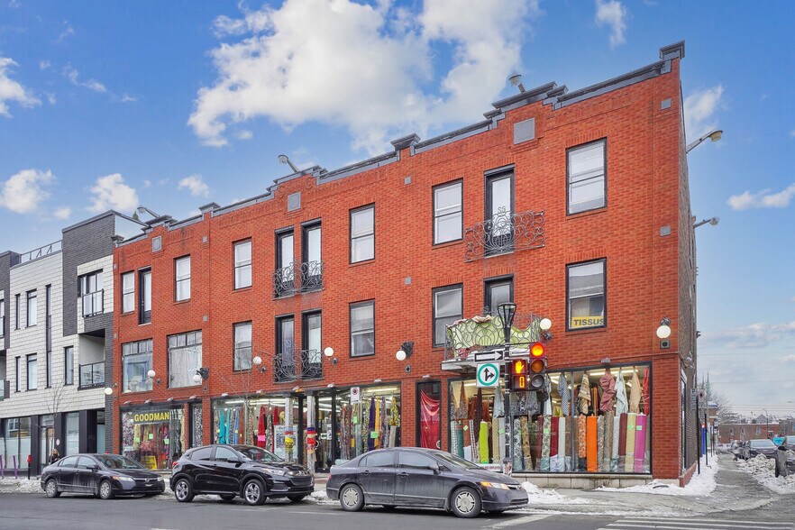 Primary Photo Of 7266-7288 Rue St-Hubert, Montréal Apartments For Sale