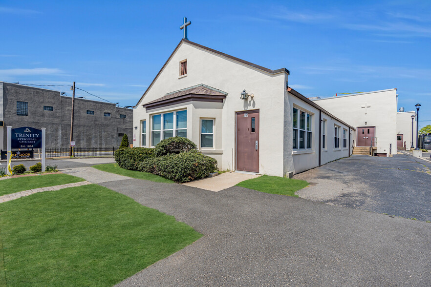 Primary Photo Of 50 White St, Red Bank General Retail For Lease