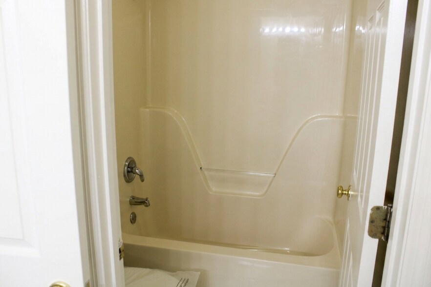 More Photos Of 516 19th Ave N, Nashville Apartments For Sale