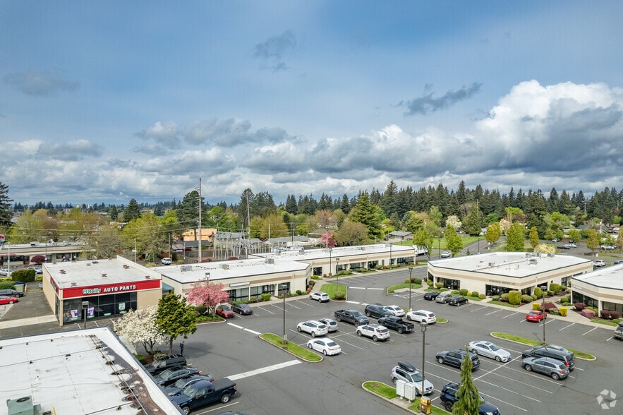 More Photos Of 11818 SE Mill Plain Blvd, Vancouver Office For Lease