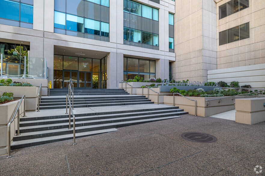 More Photos Of 75 Hawthorne St, San Francisco Office For Lease