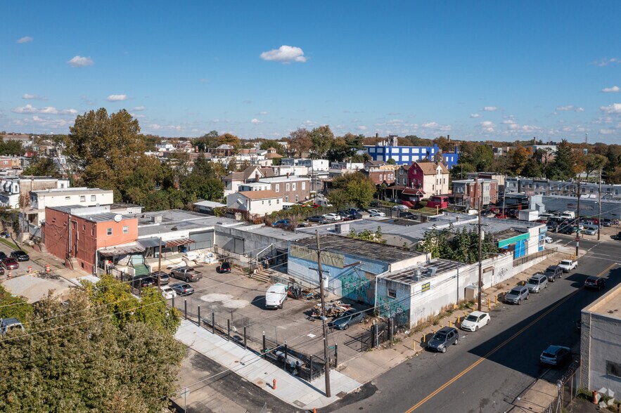 More Photos Of 4501 N Howard St, Philadelphia Freestanding For Lease