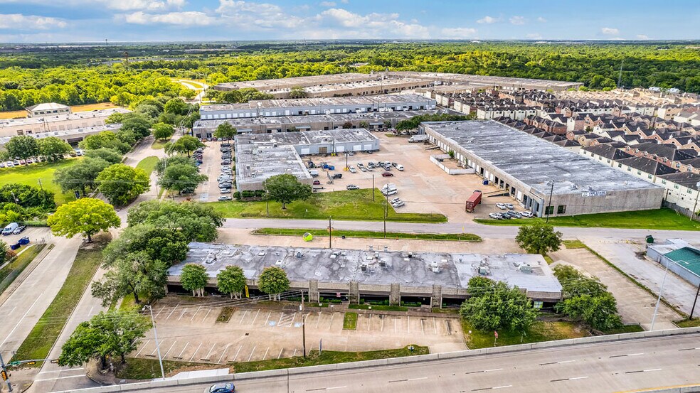 More Photos Of 3620 Willowbend Blvd, Houston Unknown For Lease