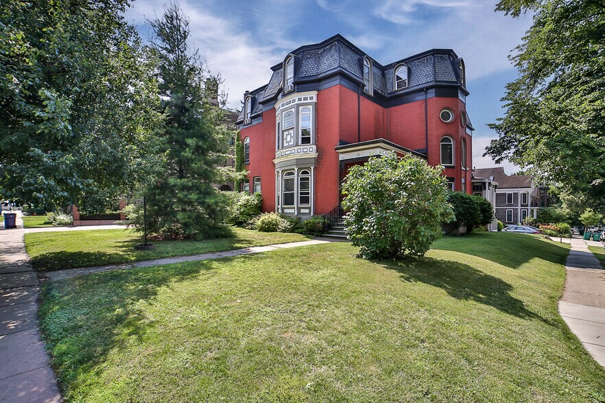 More Photos Of 176 North St, Buffalo Apartments For Sale