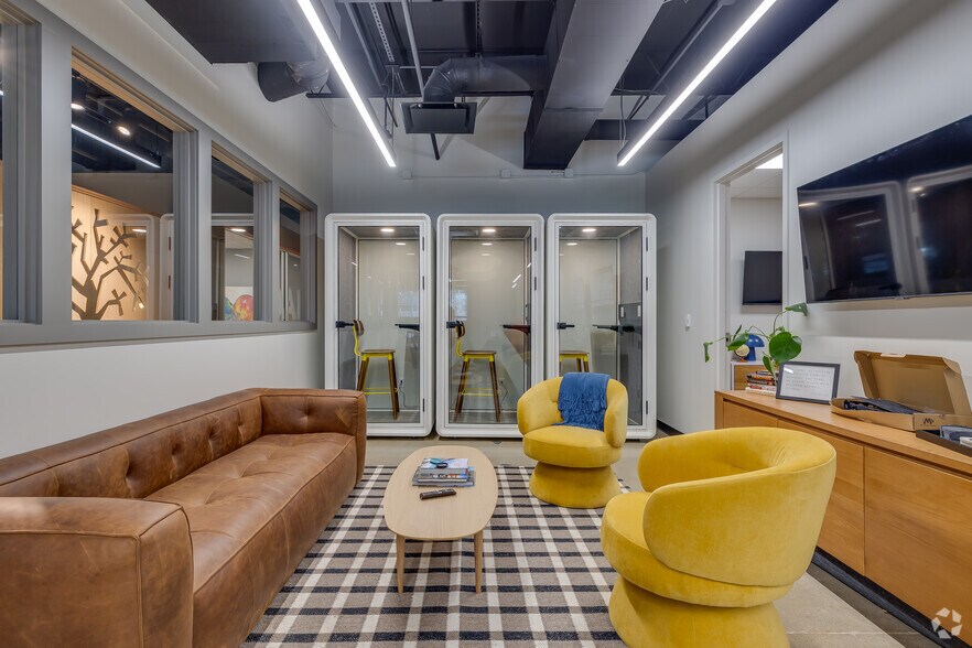 More Photos Of 110 S Hartford Ave, Tulsa Coworking Space