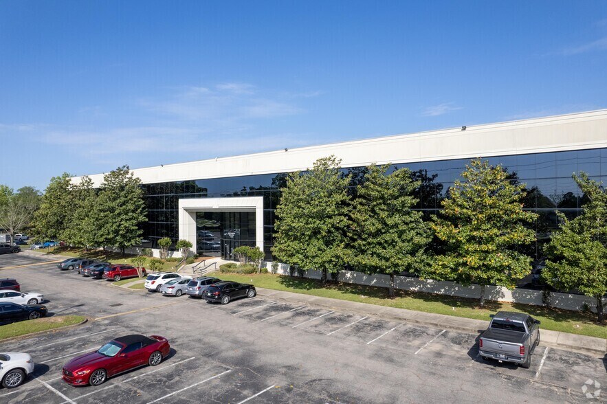 More Photos Of 2551 W Executive Center Cir, Tallahassee Unknown For Lease