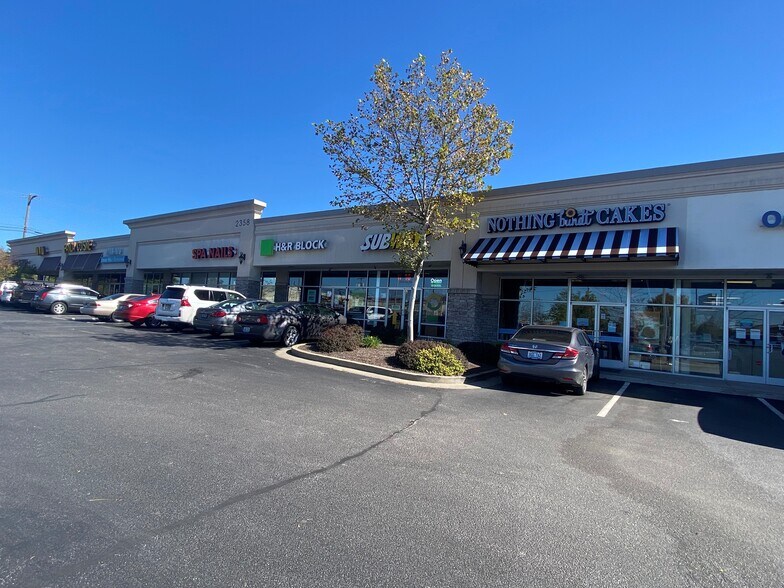 More Photos Of 2348-2358 Nicholasville Rd, Lexington Unknown For Lease