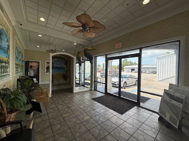 More Photos Of 3890 A Pasco St, Pensacola Unknown For Lease