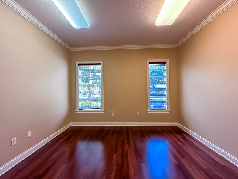 More Photos Of 1611 Harden Blvd, Lakeland Office For Lease
