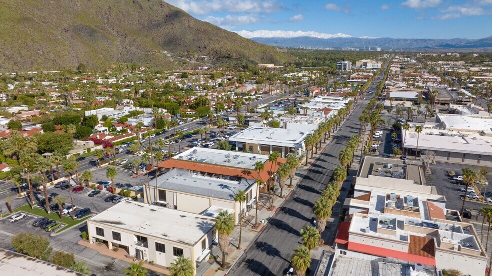 More Photos Of 431 S Palm Canyon Dr, Palm Springs Office For Sale