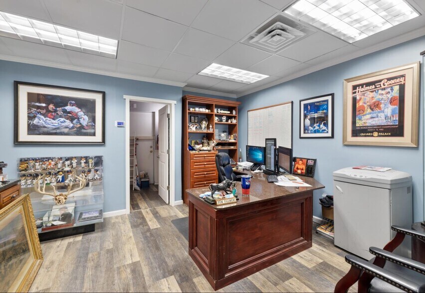 More Photos Of 120-124 Laurel Rd, East Northport Freestanding For Sale