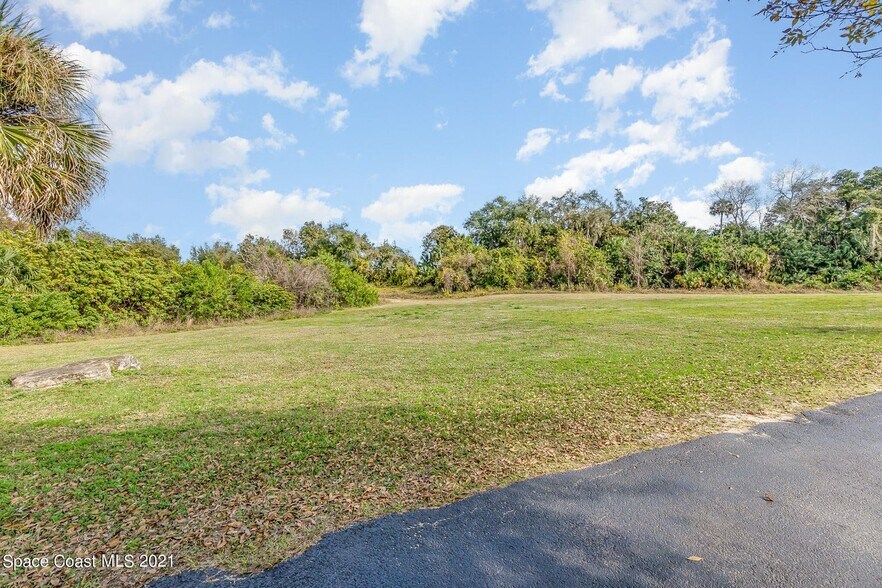 More Photos Of 3751 N Highway 1, Cocoa Cemetery Mausoleum For Sale