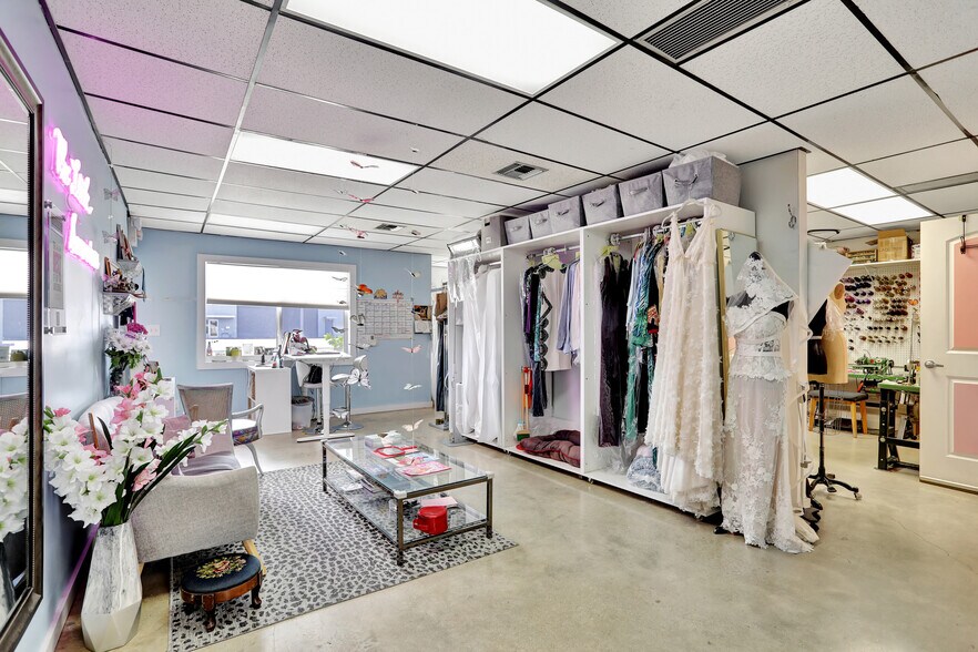 More Photos Of 311 E Prospect Rd, Oakland Park General Retail For Sale