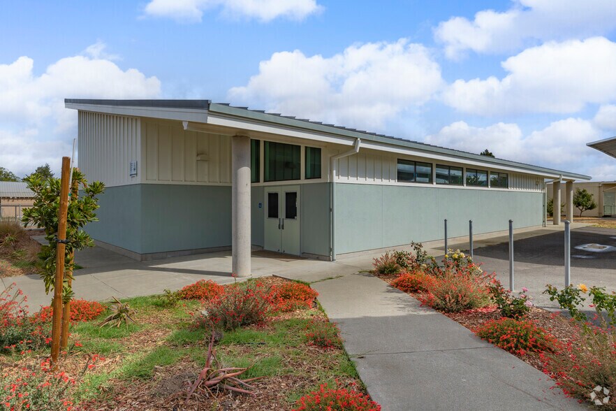 More Photos Of 1680 Los Carneros Ave, Napa Schools For Sale