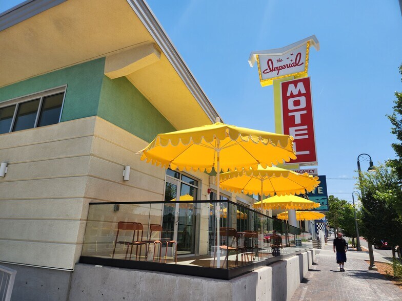 More Photos Of 701 Central Ave NE, Albuquerque Hotel For Lease