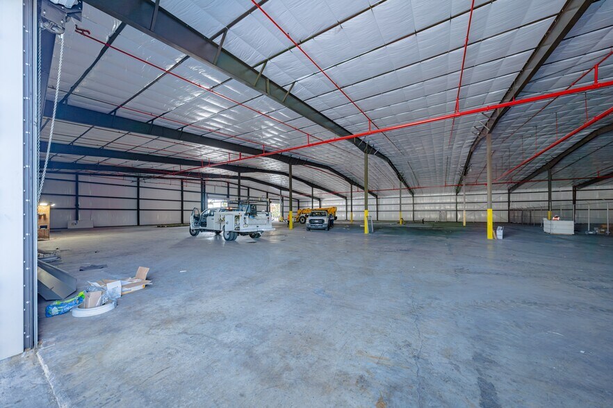 More Photos Of 198 Lock Rd, Deerfield Beach Warehouse For Lease