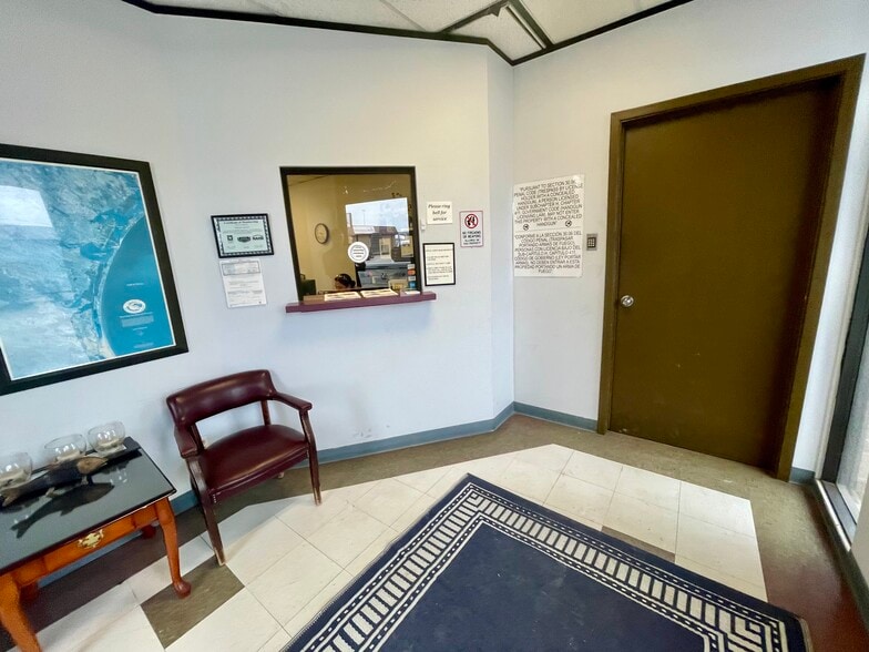 More Photos Of 1524 N Port Ave, Corpus Christi Warehouse For Lease