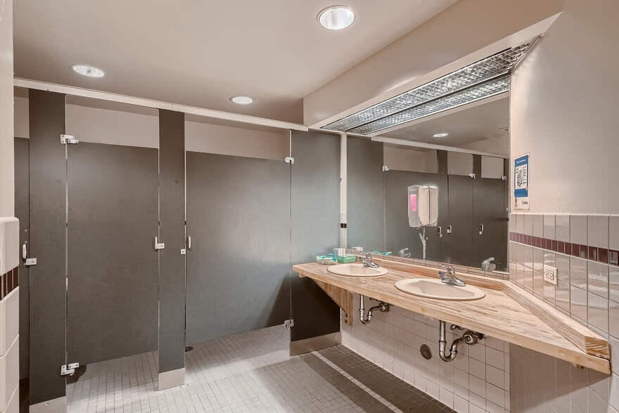 More Photos Of 4905 W 60th Ave, Arvada Schools For Sale