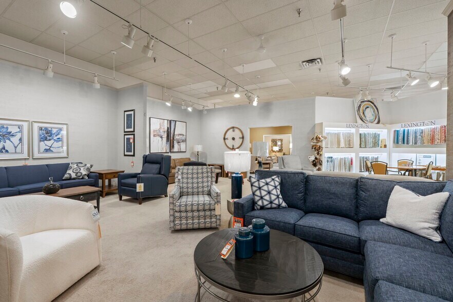 More Photos Of 334 County Road 81, Osseo Storefront Retail Office For Sale