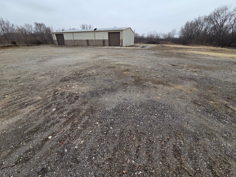 More Photos Of 1720 Workers Ct, Joliet Warehouse For Lease