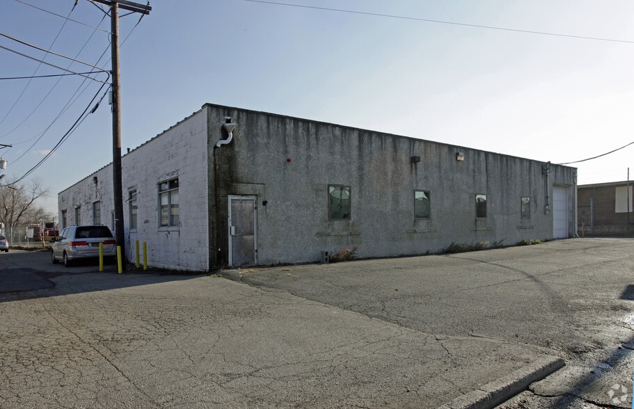 Primary Photo Of 116 S Newman St, Hackensack Warehouse For Sale
