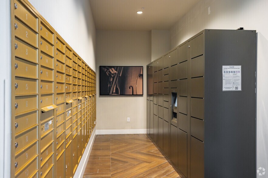 More Photos Of 2560 Welton St, Denver Coworking Space