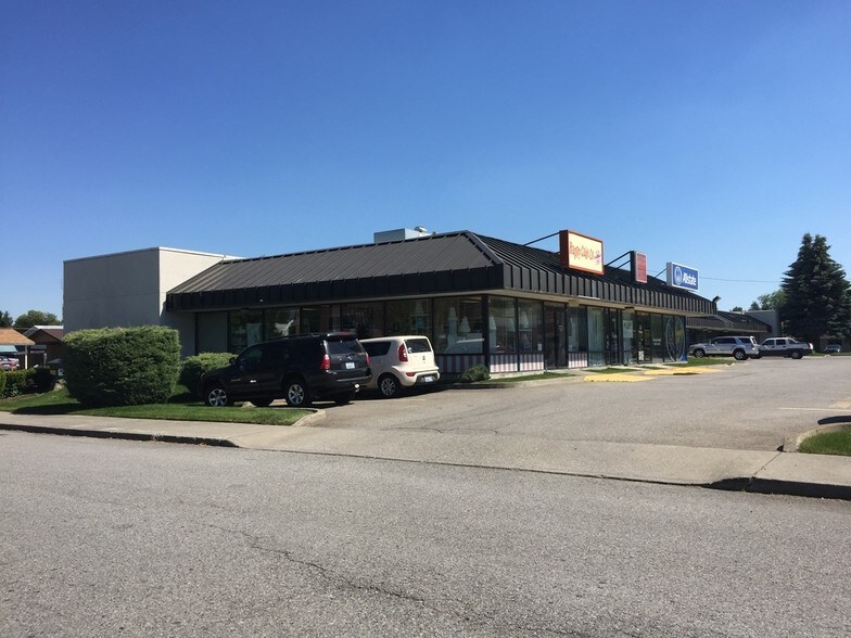 More Photos Of 1300-1312 N Mullan Rd, Spokane Valley Freestanding For Sale